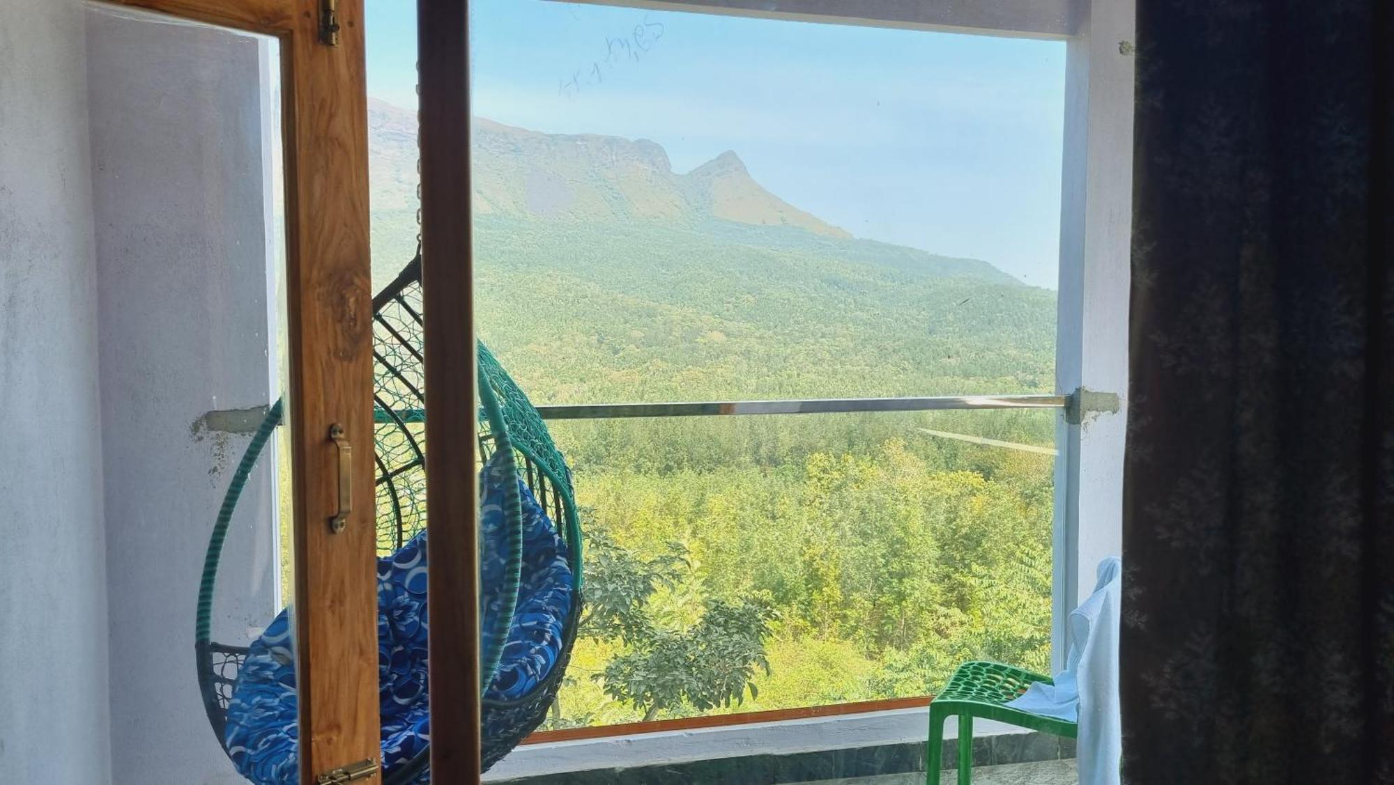 The Inchara Hill View Homestay Chikmagalūr Buitenkant foto